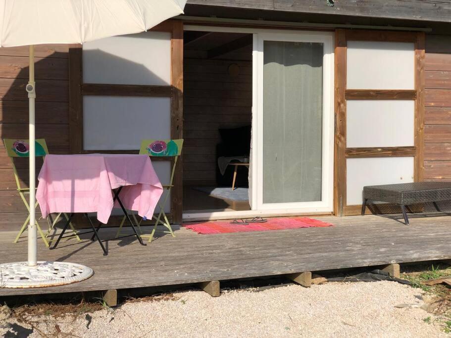 Chalet Bois Cosy Avec Piscine Aix Nature Aix-en-Provence Exterior photo